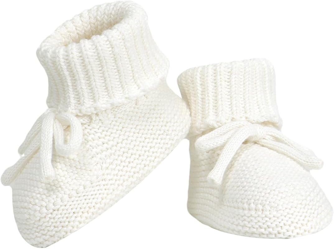 Hadetoto Newborn Baby Booties, Warm Knit Soft First Walker Shoes for B